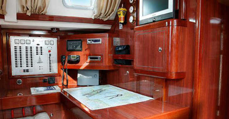 Chartern Sie segelboot in Mykonos Marina - Ocean Star 58.4- 6 cabins