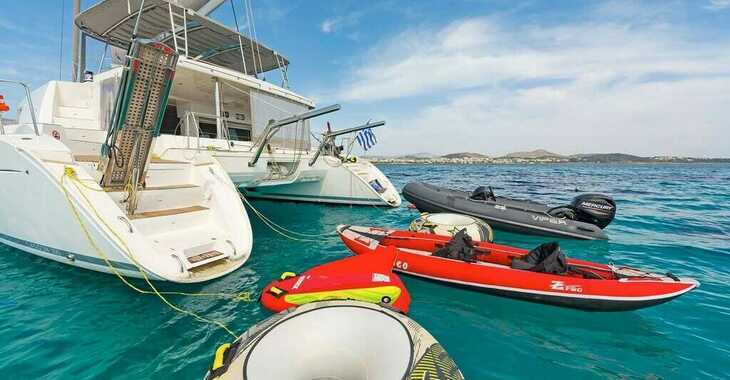Rent a catamaran in Alimos Marina - Lagoon 500