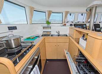 Rent a catamaran in Alimos Marina - Lagoon 500