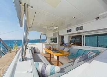 Rent a catamaran in Alimos Marina - Lagoon 500