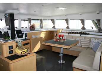 Rent a catamaran in Alimos Marina - Lagoon 500