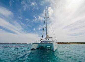 Rent a catamaran in Alimos Marina - Lagoon 500