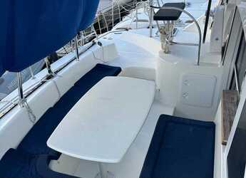 Rent a catamaran in Marina Le Marin - Lagoon 380