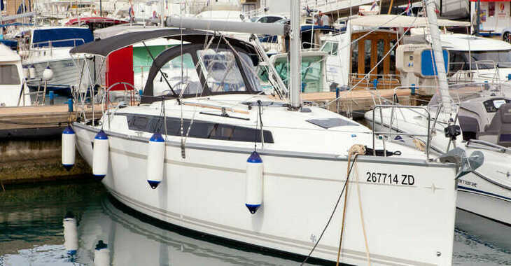 Chartern Sie segelboot in Zadar Marina - Bavaria Cruiser 34  Style