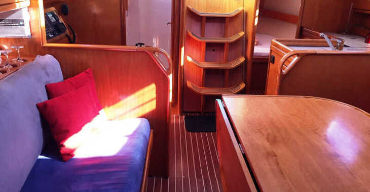 Chartern Sie segelboot in Marina Kremik - Bavaria 34 Cruiser