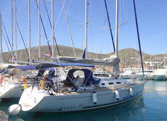 Rent a sailboat in Punat - First 40.7