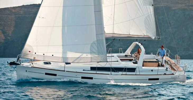 Rent a sailboat in Orhaniye marina - Oceanis 41