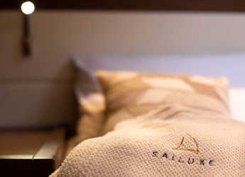 Rent a catamaran in Porto Capo d'Orlando Marina - Lagoon 52F