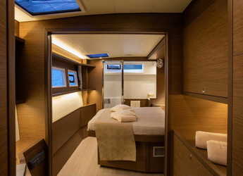 Rent a catamaran in Porto Capo d'Orlando Marina - Lagoon 52F