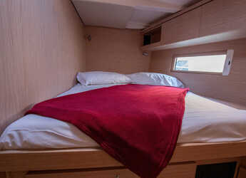 Rent a sailboat in Porto Capo d'Orlando Marina - Oceanis 51.1 (4 cab)