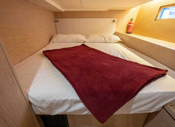 Rent a sailboat in Porto Capo d'Orlando Marina - Oceanis 51.1 (4 cab)