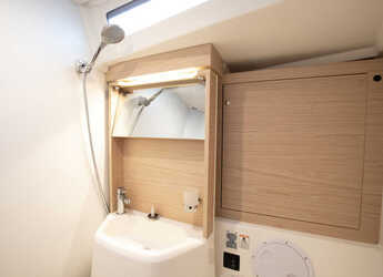 Rent a sailboat in Porto Capo d'Orlando Marina - Oceanis 51.1 (4 cab)