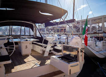 Rent a sailboat in Porto Capo d'Orlando Marina - Oceanis 51.1 (4 cab)