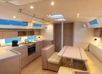 Alquilar velero en Porto Capo d'Orlando Marina - Oceanis 46.1