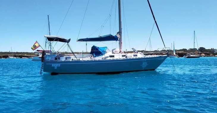 Rent a sailboat in Port of Pollensa - Navis 33