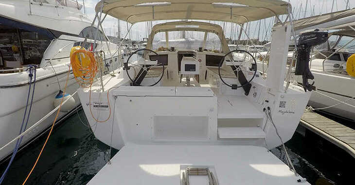 Chartern Sie segelboot in Marina Mandalina - Dufour 430 GL