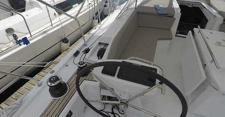 Rent a sailboat in Marina Mandalina - Oceanis 46.1