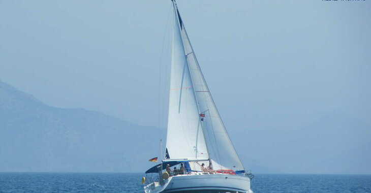 Chartern Sie segelboot in Ece Marina - Sun Odyssey 43