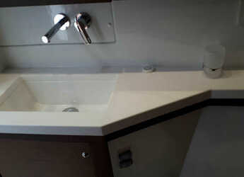 Louer catamaran à Marina Kastela - Lagoon 450  F