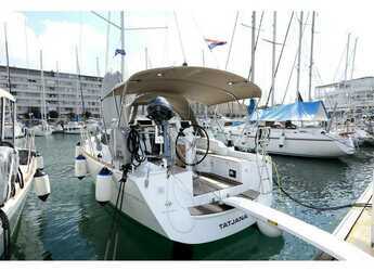 Alquilar velero en ACI Marina - Sun Odyssey 319