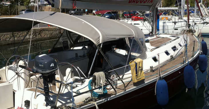 Chartern Sie segelboot in Paros Marina - Alfa 51