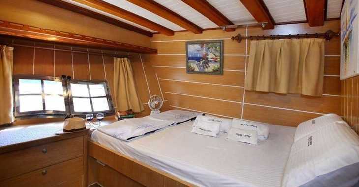 Rent a schooner in Bodrum Marina - Gulet Aegean Clipper (Luxury)