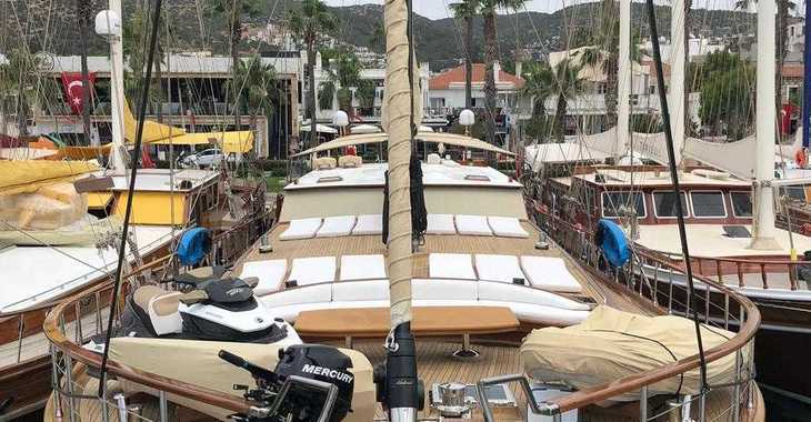 Rent a schooner in Bodrum Marina - Gulet Gora