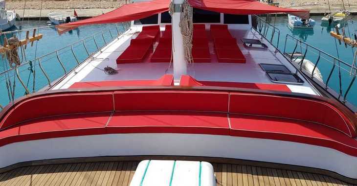 Rent a schooner in Bodrum Marina - Gulet Blu Dream (Luxury)