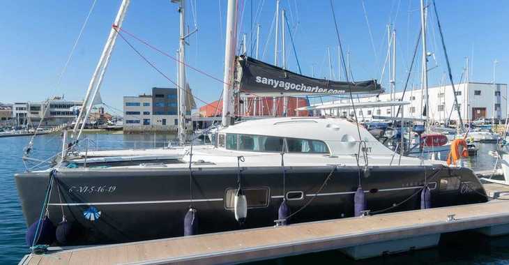 Rent a sailboat in Vigo  - Lagoon 410 S2