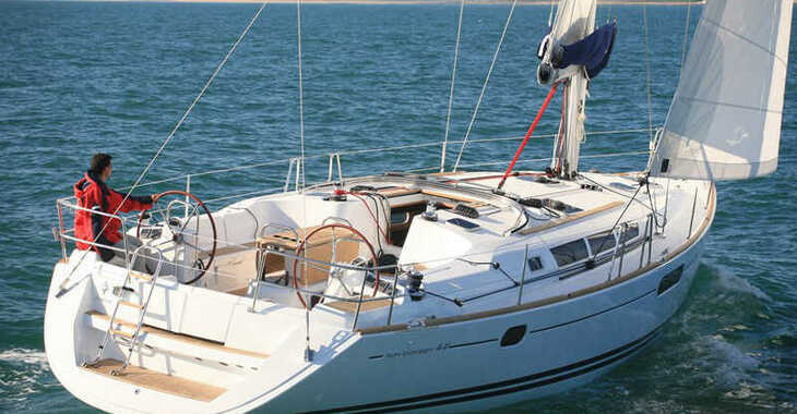 Rent a sailboat in Nidri Marine - Sun Odyssey 44 i