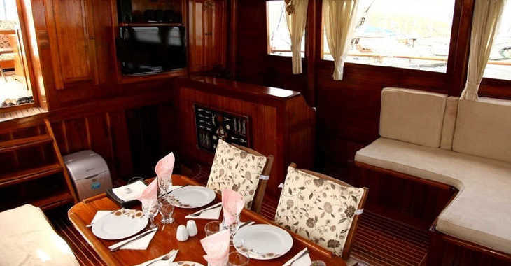 Rent a schooner in Bodrum Marina - Gulet Aria (Standard)