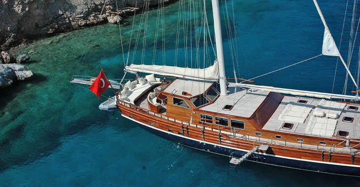 Rent a schooner in Bodrum Marina - Gulet Zephyra II