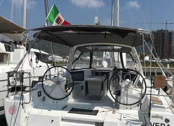 Rent a sailboat in Marina d'Arechi - Oceanis 41.1