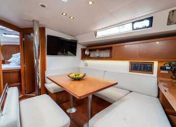 Alquilar velero en Marina Kastela - Oceanis 45 - 4 cab.