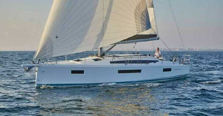 Rent a sailboat in Preveza Marina - Sun Odyssey 410 - 3 cab.