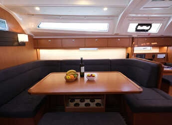 Rent a sailboat in D-Marin Gocek - Bavaria Cruiser 41 - 3 cab.