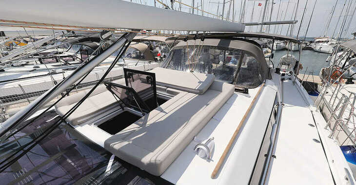 Rent a sailboat in SCT Marina Trogir - Dufour 56 Exclusive - 5 + 1 cab.