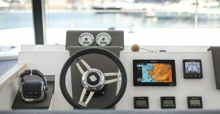 Rent a power catamaran  in Marina Kornati - Fountaine Pajot MY 37