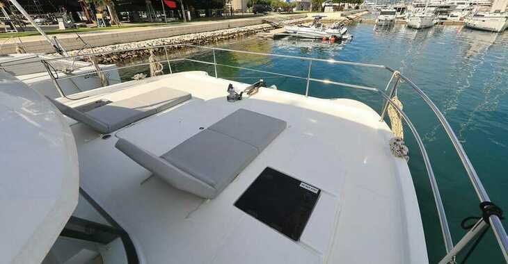 Chartern Sie motorkatamaran in SCT Marina Trogir - Fountaine Pajot MY 37