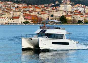 Alquilar catamarán a motor en Marina Mandalina - Fountaine Pajot MY 37