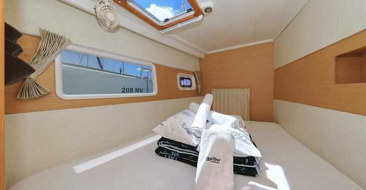 Rent a catamaran in Trogir (ACI marina) - Lagoon 400 - 4 + 2 cab.