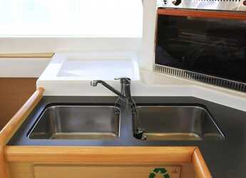 Louer catamaran à Trogir (ACI marina) - Lagoon 400 - 4 + 2 cab.