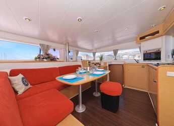 Louer catamaran à Trogir (ACI marina) - Lagoon 400 - 4 + 2 cab.