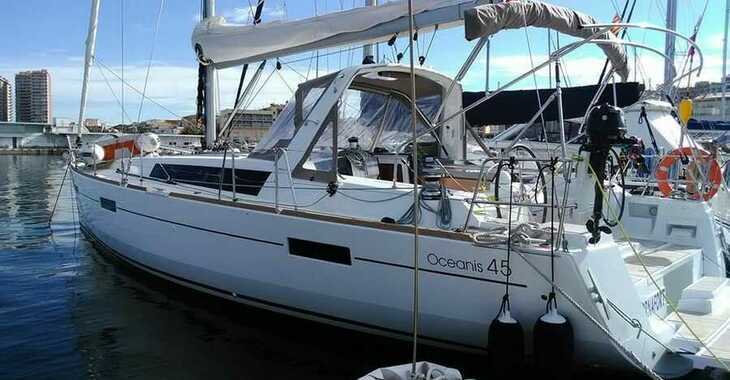 Rent a sailboat in Marina Palamos - Oceanis 45