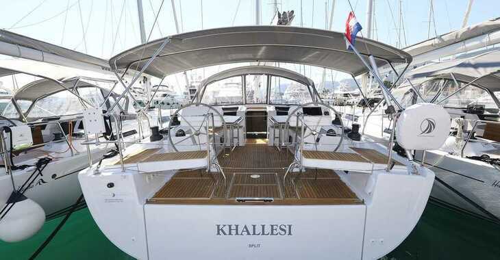 Rent a sailboat in Marina Kastela - Hanse 508 - 5 + 1 cab.