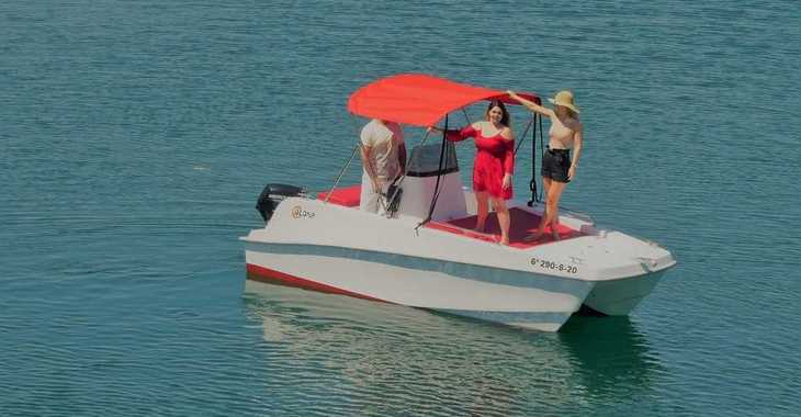 Louer catamaran à moteur à Marina Real Juan Carlos I - Olbap 5 - Sin Licencia 