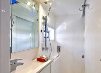 Rent a catamaran in Agana Marina - Sunsail 404 (Classic)