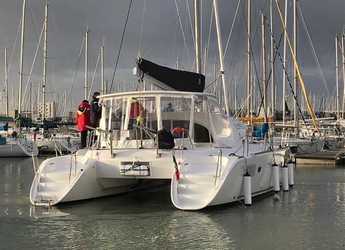 Louer catamaran à Cala dei Sardi - Lagoon 380