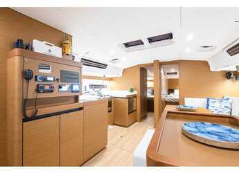 Rent a sailboat in Alimos Marina - Sun Odyssey 490