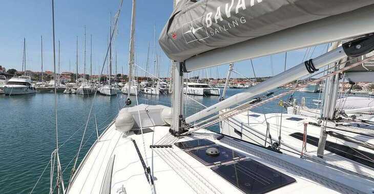 Rent a sailboat in Jezera ACI Marina - Bavaria Cruiser 41 Style